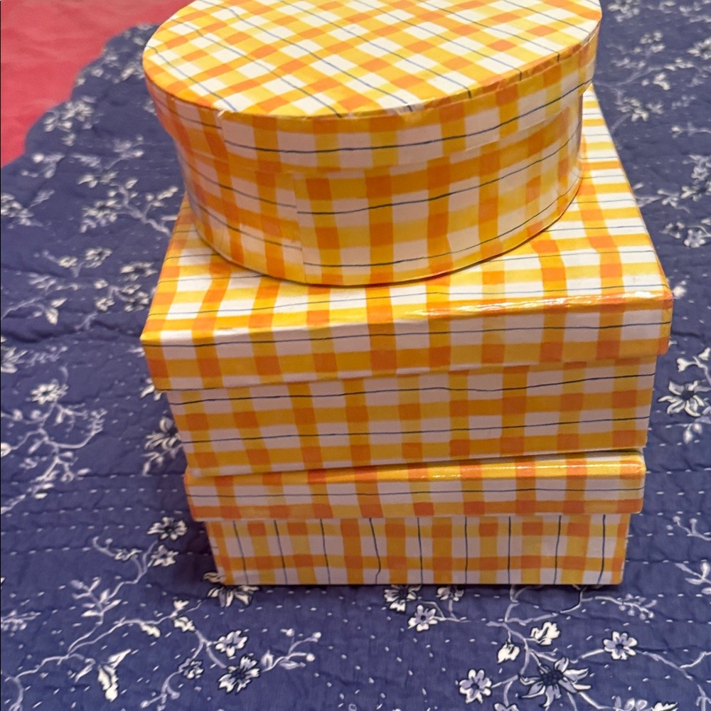 Yellow Gingham Storage Box Set - Picture 12 of 16